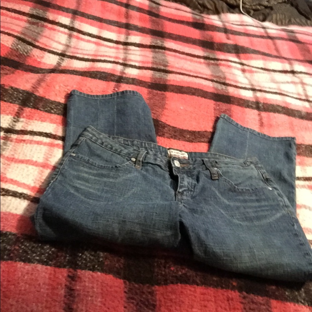 Jean capris